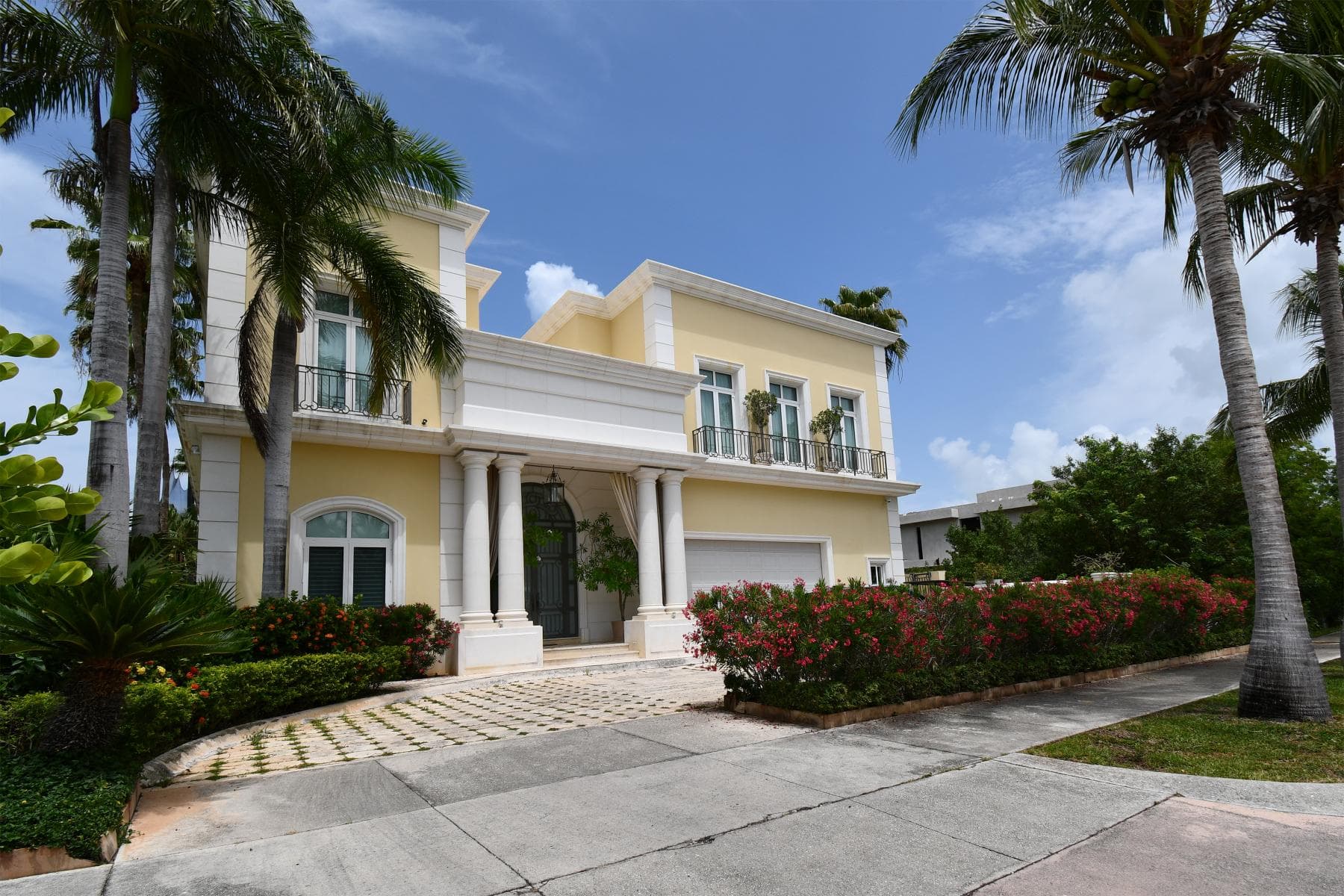 Ocean & Golf View Estate | Puerto Cancún